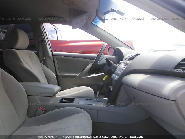 4T1BE46K09U874246 - 2009 TOYOTA CAMRY SE/LE/XLE 灰色 照片 5