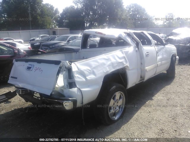 2GCEC13V171101976 - 2007 CHEVROLET SILVERADO C1500 CLASSIC CREW CAB WHITE photo 4