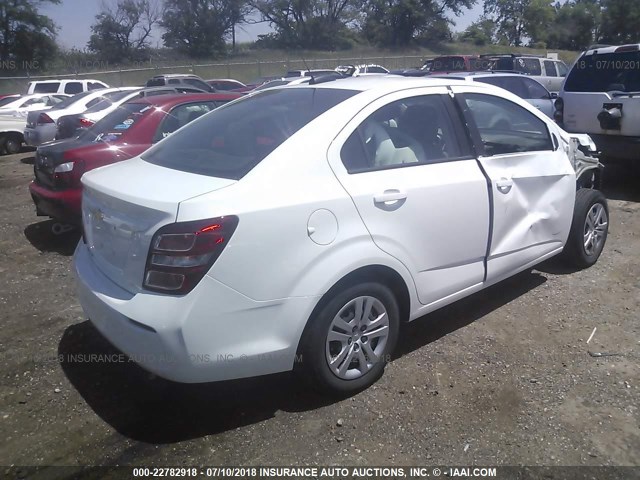 1G1JB5SH6H4143997 - 2017 CHEVROLET SONIC LS 白色 照片 4