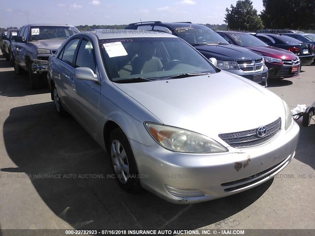 4T1BE32K02U030973 - 2002 TOYOTA CAMRY LE/XLE/SE Gümüş foto 1