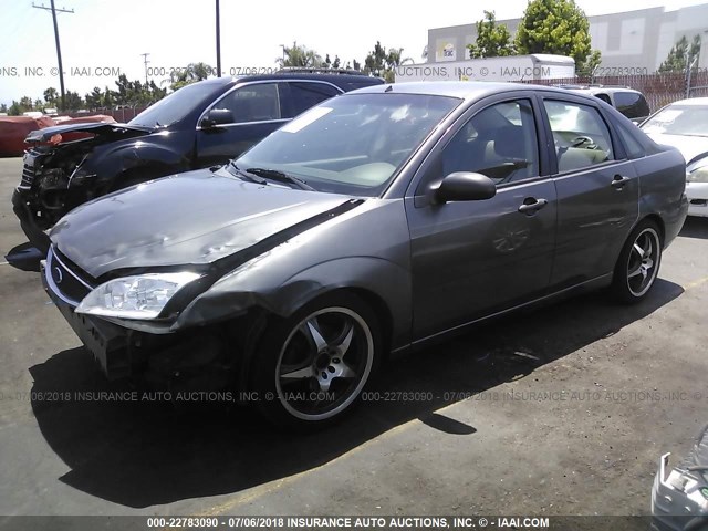 1FAFP34NX7W259332 - 2007 FORD FOCUS ZX4/S/SE/SES 灰色 照片 2