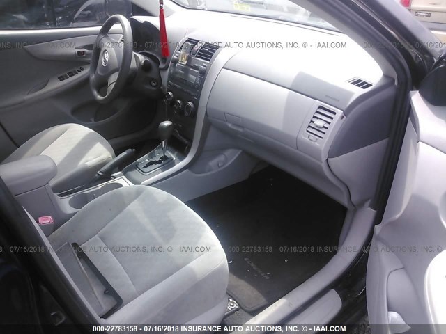 JTDBL40E29J009034 - 2009 TOYOTA COROLLA LE/XLE BLACK photo 5