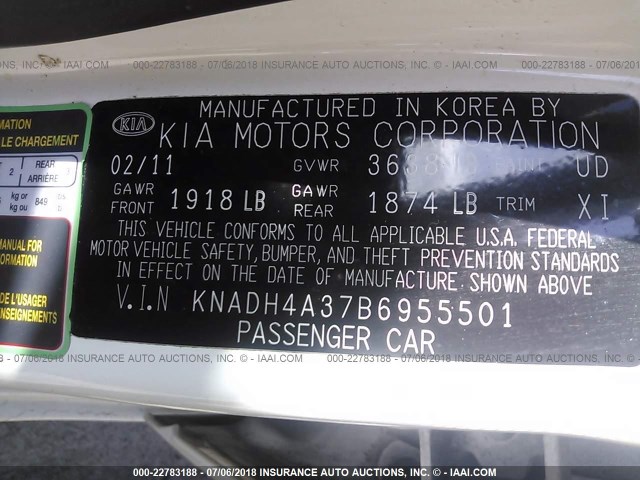 KNADH4A37B6955501 - 2011 KIA RIO LX/SX WHITE photo 9