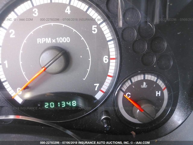 1J8GL38K45W518154 - 2005 JEEP LIBERTY RENEGADE 银色 照片 7