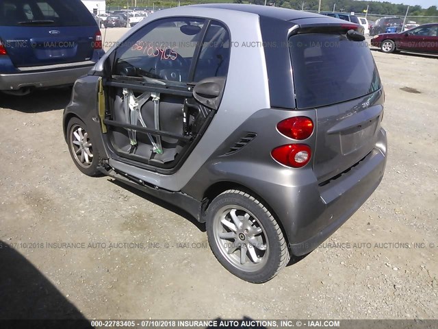WMEEJ3BA1AK332899 - 2010 SMART FORTWO PURE/PASSION SILVER photo 3