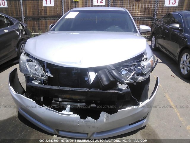 4T1BF1FKXDU271275 - 2013 TOYOTA CAMRY L/SE/LE/XLE 银色 照片 6