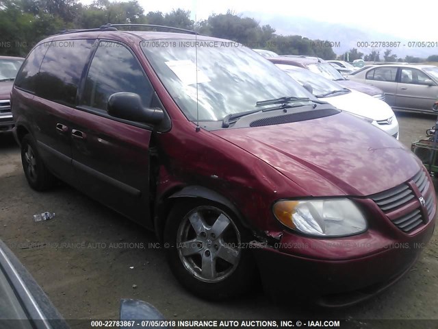 1D4GP45R45B432257 - 2005 DODGE CARAVAN SXT RED photo 1