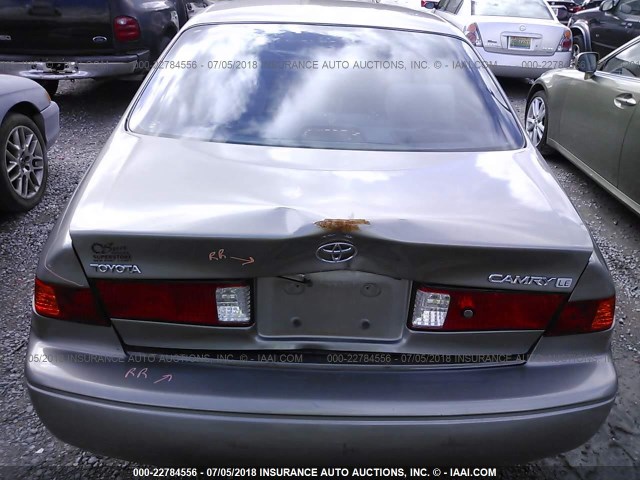 4T1BG22K8YU701142 - 2000 TOYOTA CAMRY CE/LE/XLE 银色 照片 6