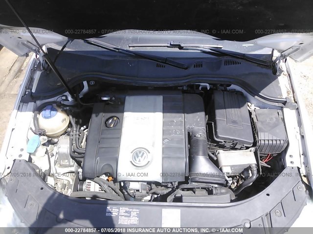 WVWAK73C28E097049 - 2008 VOLKSWAGEN PASSAT KOMFORT WHITE photo 10