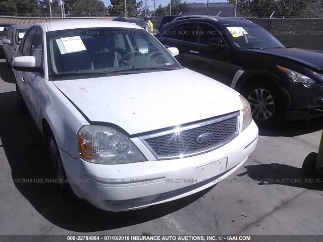 1FAFP231X6G142125 - 2006 FORD FIVE HUNDRED SE WHITE photo 1