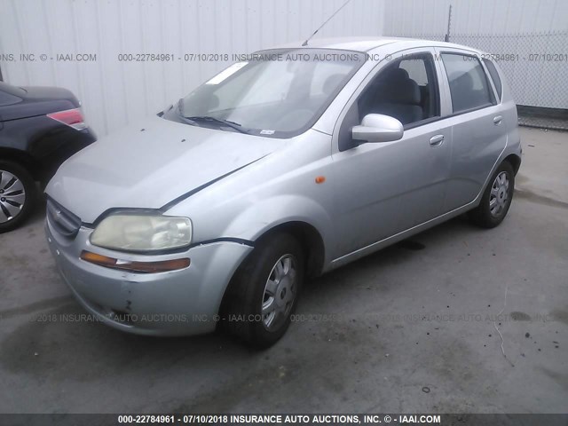 KL1TJ62604B132434 - 2004 CHEVROLET AVEO LS SILVER photo 2