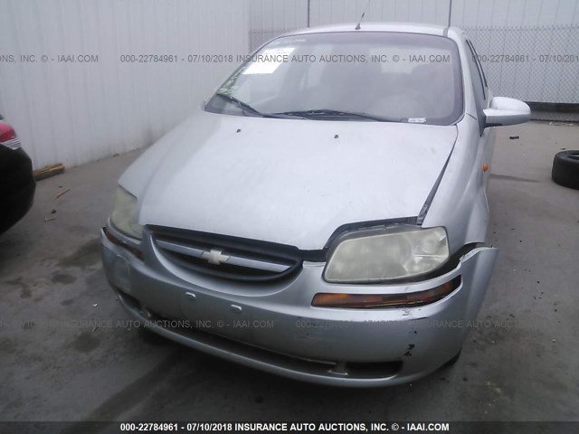 KL1TJ62604B132434 - 2004 CHEVROLET AVEO LS SILVER photo 6