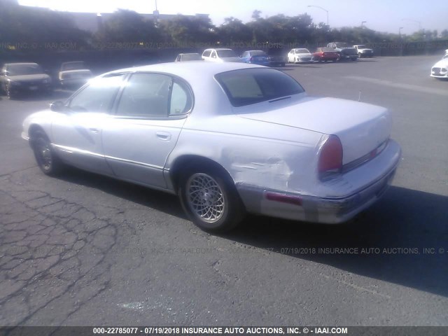 2C3HD56F9RH329714 - 1994 CHRYSLER LHS WHITE photo 3