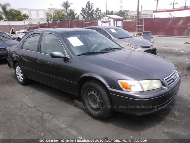 JT2BG22K6Y0439464 - 2000 TOYOTA CAMRY CE/LE/XLE GRAY photo 1