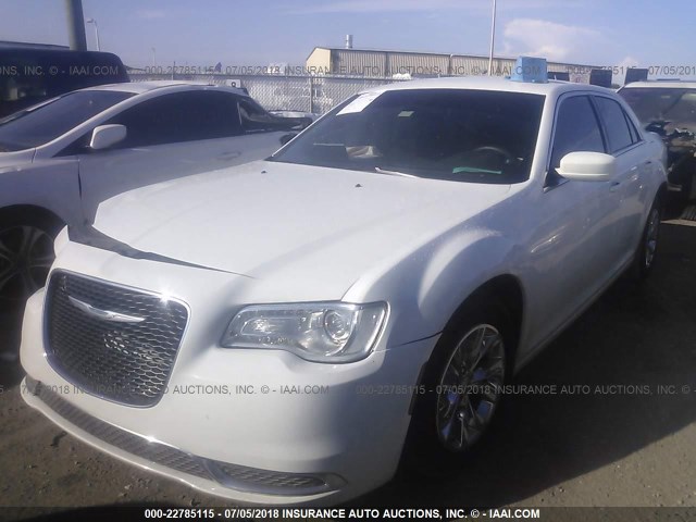 2C3CCAAG9FH755260 - 2015 CHRYSLER 300 LIMITED WHITE photo 2