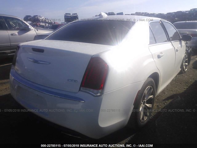 2C3CCAAG9FH755260 - 2015 CHRYSLER 300 LIMITED WHITE photo 4