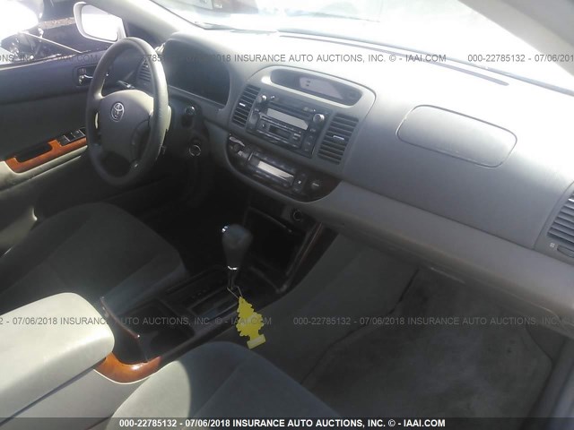 4T1BE32K35U620413 - 2005 TOYOTA CAMRY LE/XLE/SE 白色 照片 5