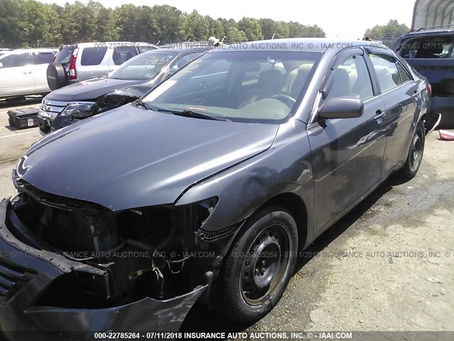 4T1BE46K49U386725 - 2009 TOYOTA CAMRY SE/LE/XLE GRAY photo 2