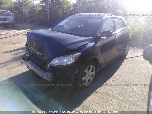 2T1KU4EEXAC267503 - 2010 TOYOTA COROLLA MATRIX  BLUE photo 2