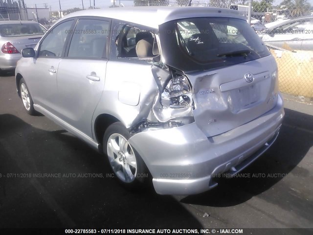 2T1KR32E05C372377 - 2005 TOYOTA COROLLA MATRIX XR SILVER photo 3