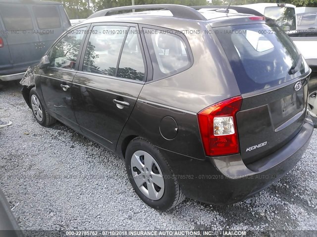 KNAFG528697226034 - 2009 KIA RONDO LX/EX BROWN photo 3