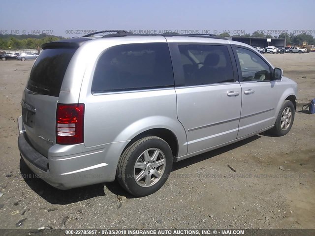 2A4RR5D17AR221982 - 2010 CHRYSLER TOWN & COUNTRY TOURING SILVER photo 4