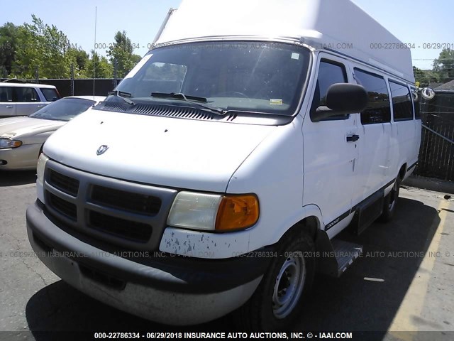 2B7LB31ZX2K135381 - 2002 DODGE RAM VAN B3500 WHITE photo 2