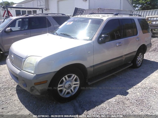 4M2ZU86E74ZJ41494 - 2004 MERCURY MOUNTAINEER  SILVER photo 2