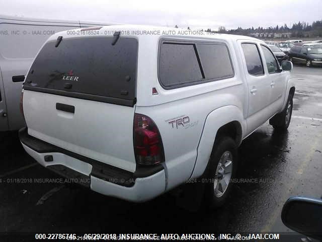 3TMJU62N65M003977 - 2005 TOYOTA TACOMA DOUBLE CAB PRERUNNER WHITE photo 4