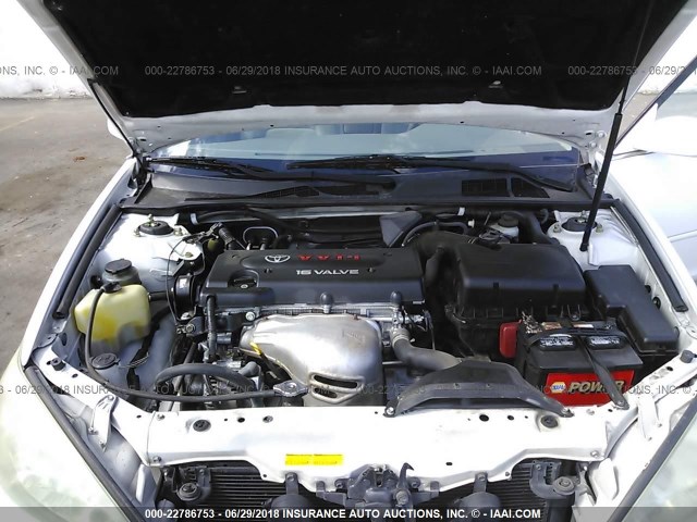 JTDBE32K230140579 - 2003 TOYOTA CAMRY LE/XLE Weiß Foto 10