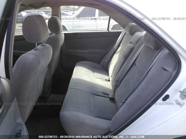 JTDBE32K230140579 - 2003 TOYOTA CAMRY LE/XLE Weiß Foto 8