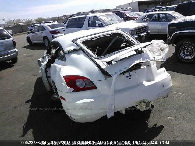 1C3AN69L84X009696 - 2004 CHRYSLER CROSSFIRE LIMITED WHITE photo 3