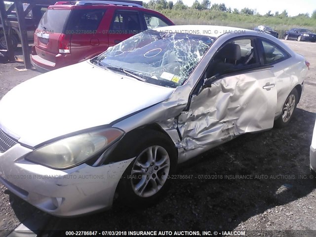 4T1CE38P04U801569 - 2004 TOYOTA CAMRY SOLARA SE/SLE ვერცხლისფერი ფოტო 2