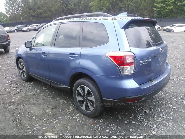 JF2SJAGC8JH559540 - 2018 SUBARU FORESTER 2.5I PREMIUM BLUE photo 3