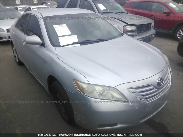 4T1BK46K57U525556 - 2007 TOYOTA CAMRY NEW GENERAT LE/XLE/SE SILVER photo 1