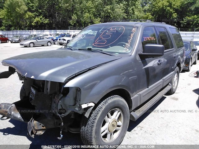 1FMPU16LX4LB20074 - 2004 FORD EXPEDITION XLT GRAY photo 2