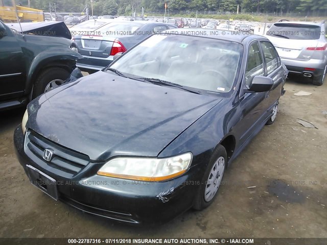 1HGCF86681A125069 - 2001 HONDA ACCORD VALUE GREEN photo 2