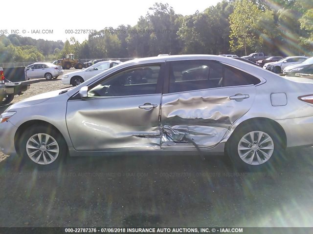 4T4BF1FK7FR472172 - 2015 TOYOTA CAMRY LE/XLE/SE/XSE 银色 照片 6