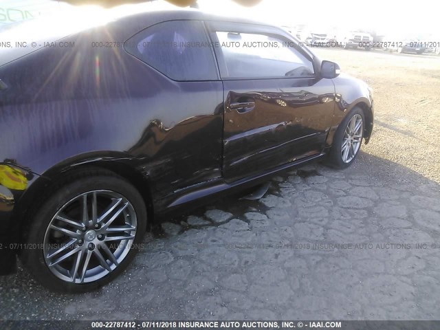 JTKJF5C70B3012779 - 2011 TOYOTA SCION TC 紫色 照片 6