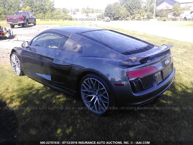 WUAKBAFX1H7902160 - 2017 AUDI R8 5.2 PLUS QUATTRO GRAY photo 3