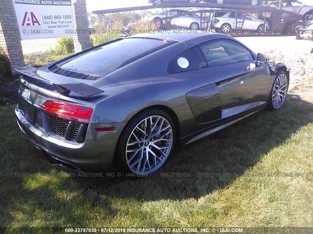 WUAKBAFX1H7902160 - 2017 AUDI R8 5.2 PLUS QUATTRO GRAY photo 4