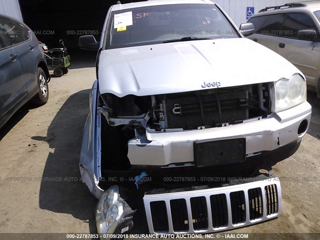 1J4GR48KX5C568757 - 2005 JEEP GRAND CHEROKEE LAREDO/COLUMBIA/FREEDOM 银色 照片 6