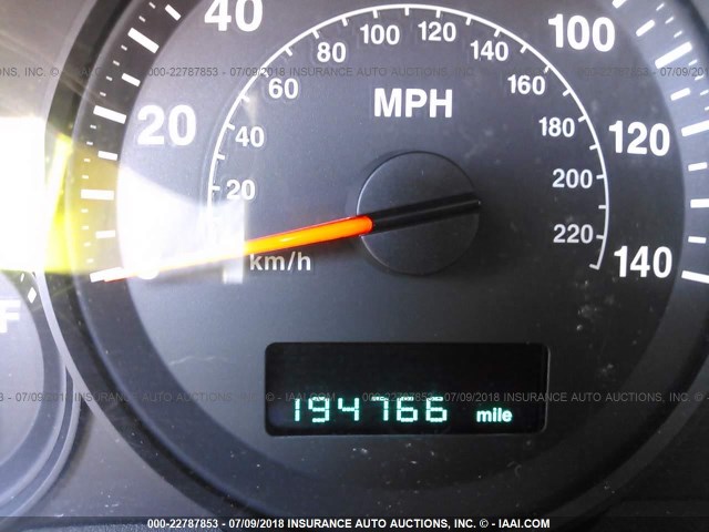 1J4GR48KX5C568757 - 2005 JEEP GRAND CHEROKEE LAREDO/COLUMBIA/FREEDOM 银色 照片 7