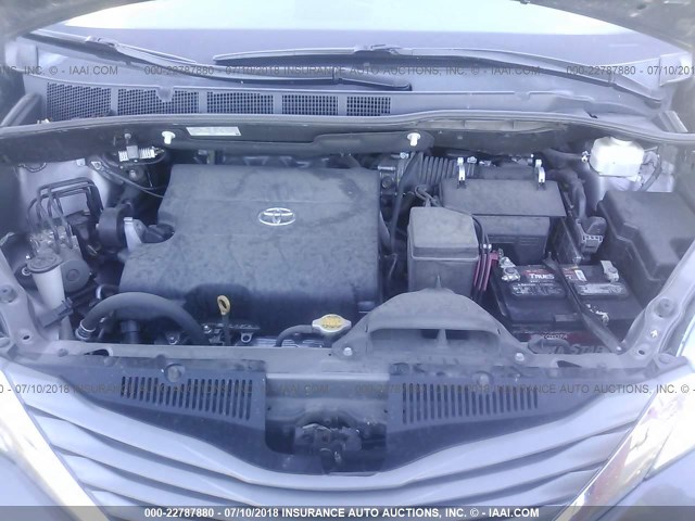 5TDYK3DC2DS365608 - 2013 TOYOTA SIENNA XLE/LIMITED GRAY photo 10