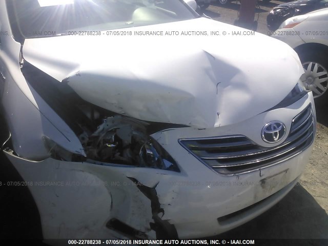 4T1BB46K28U036775 - 2008 TOYOTA CAMRY HYBRID WHITE photo 6