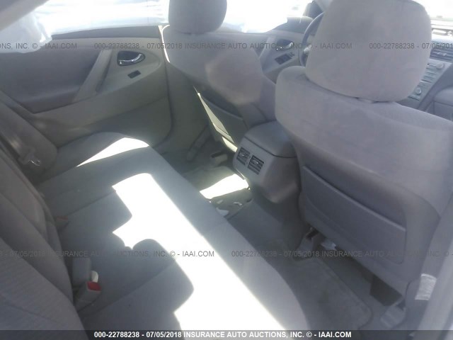 4T1BB46K28U036775 - 2008 TOYOTA CAMRY HYBRID WHITE photo 8