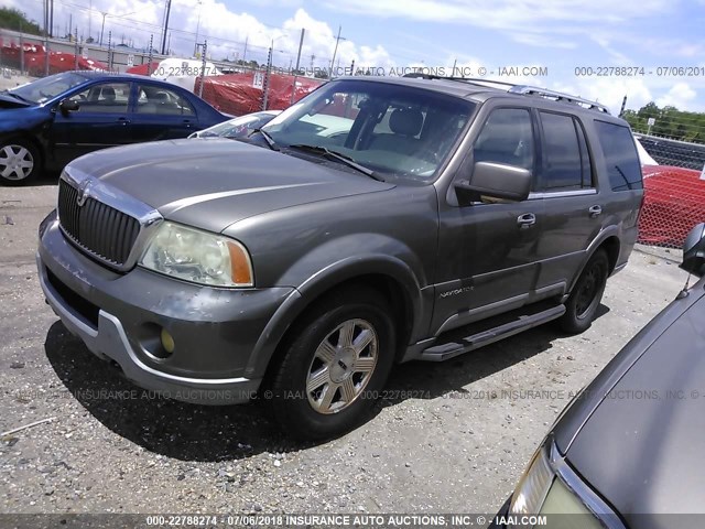 5LMFU27R74LJ18333 - 2004 LINCOLN NAVIGATOR BROWN photo 2