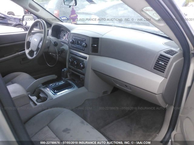 1J8GR48K07C507421 - 2007 JEEP GRAND CHEROKEE LAREDO/COLUMBIA/FREEDOM 棕色 照片 5