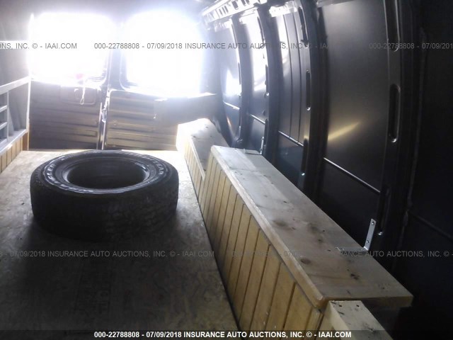 1GCHG39R911203692 - 2001 CHEVROLET EXPRESS G3500  BLUE photo 8