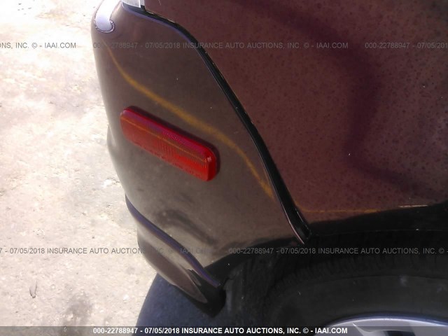 JTLKT334464049322 - 2006 TOYOTA SCION XB იასამნისფერი ფოტო 6